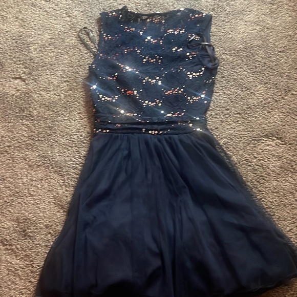 3/$15. Jr Prom Dres 3 - Picture 5 of 5